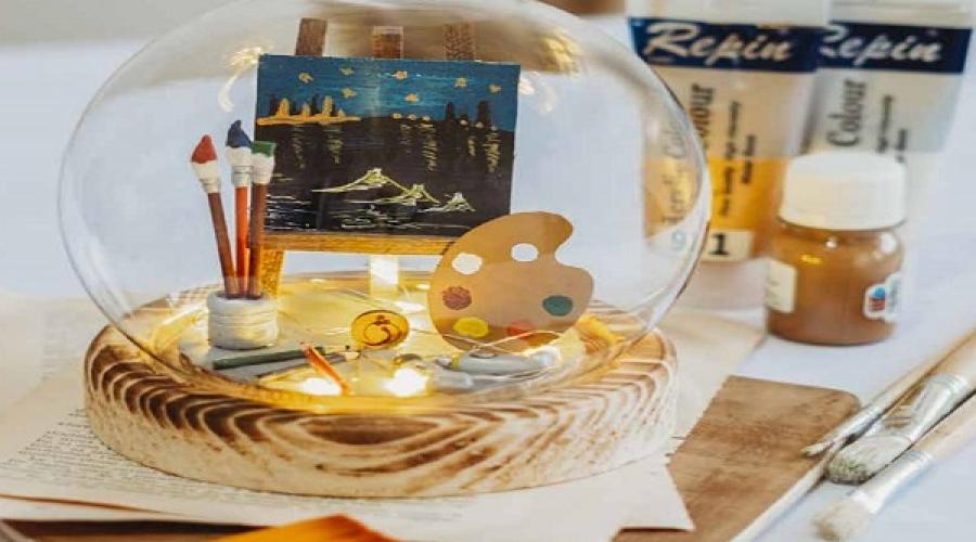 گوی شیشه ای چراغ دار